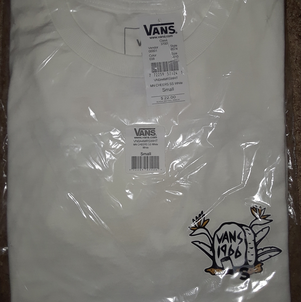 BRAND NEW Van's Shirt